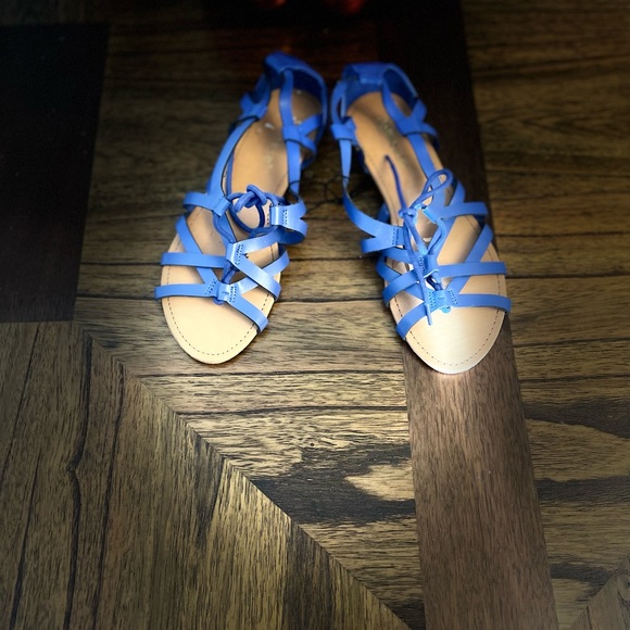 CLEARANCE NWOB DOLLHOUSE  SANDALS WOMNE’S  SIZE 7 1/2 - Picture 6 of 16